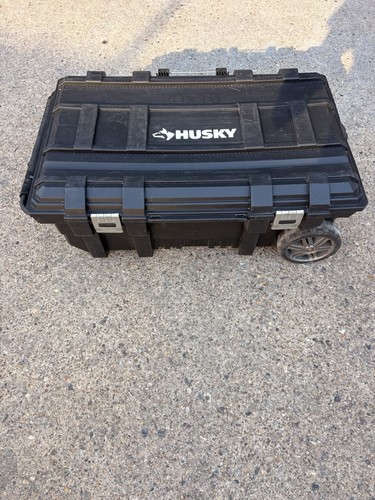 Husky mobile tool box - mobile,