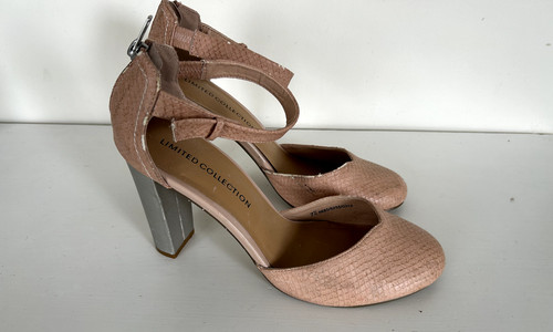 Light pink vintage - 7.5,