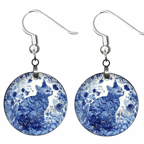 Delft blue style art print - blue,