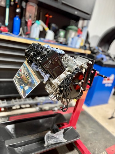 Suzuki gsxr 600 engine - , 2011