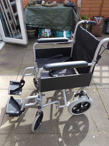 Lightweight folding wheelchair - folding,