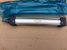 Laize Pneumatic Cylinder SC32x200 Boxed