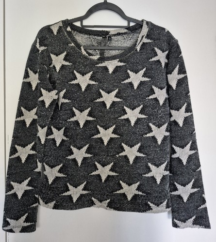 Black white star - white, knit