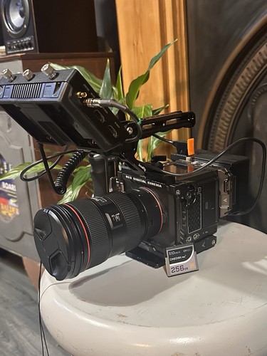 Red komodo cinema camera - red,