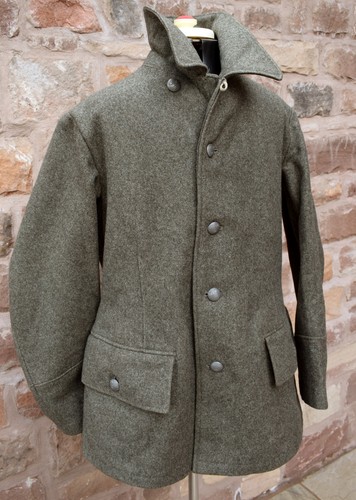New vintage 100 wool - 38-42", 100%