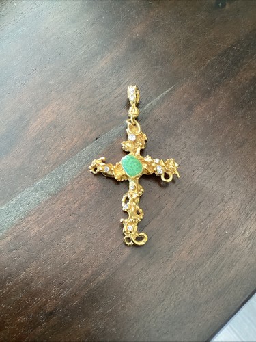 Christian lacroix pendant - lacroix,