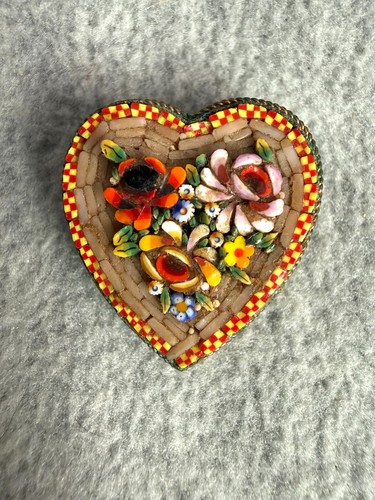 Vintage micro mosaic heart - micro,