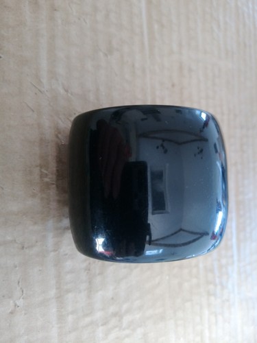 Black plastic cuff - black,
