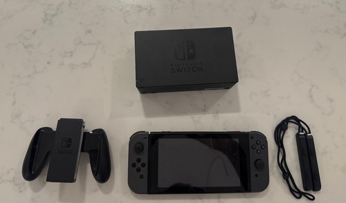 Nintendo switch 32gb console - nintendo,