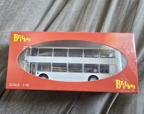 Britbus scale es white - britbus,