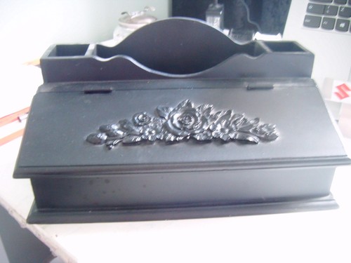 Beautiful black gothic trinket - black,
