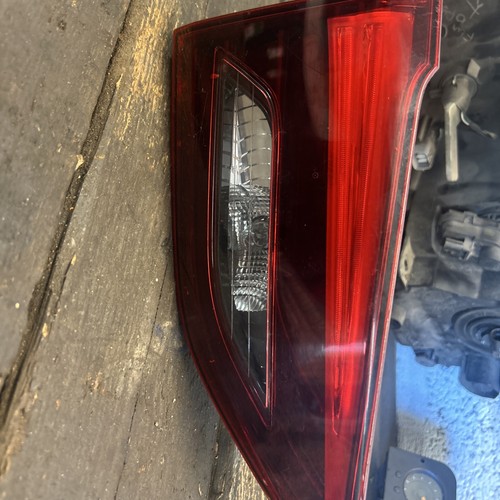 Toyota avensis tail - toyota,