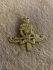 WW2 British Army Cap Badge - Royal Artillery - Anodised