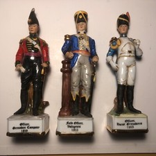 Vintage Soldier x 3 Figurines