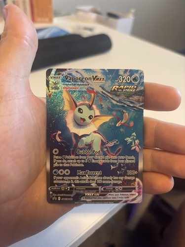 Pokémon vaporeon vmax swsh182 - vaporeon,