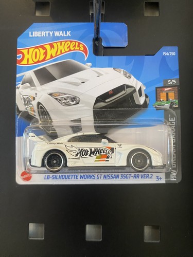 Hot wheels nissan - nissan, r35