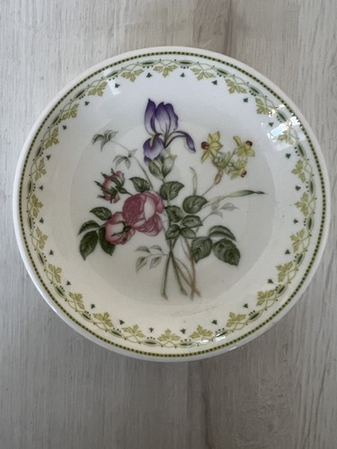 Vintage royal doulton camilla - vintage,