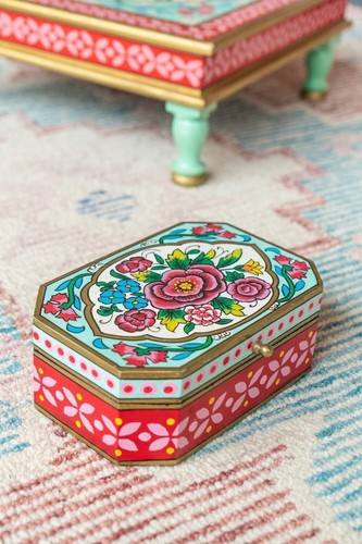 Wooden trinket box hand - wooden,
