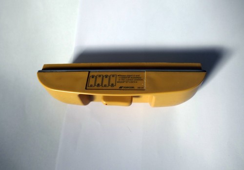 Topcon dry cell battery door - topcon,