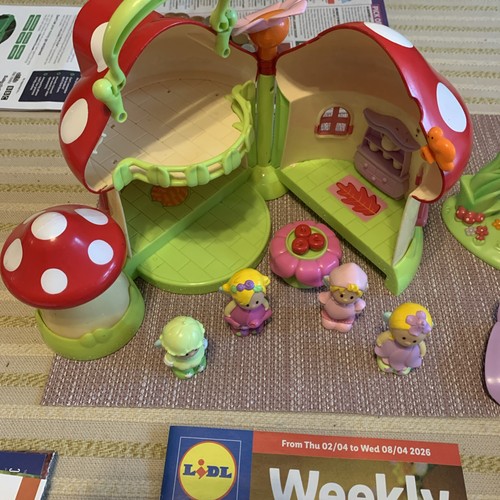 Elc happyland rosebud - elc,