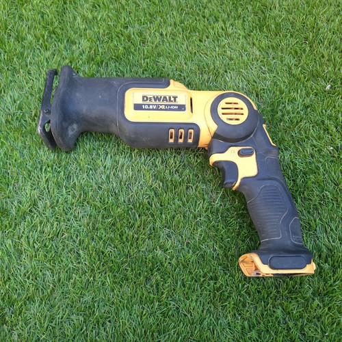 Dewalt reciprocating no - v,
