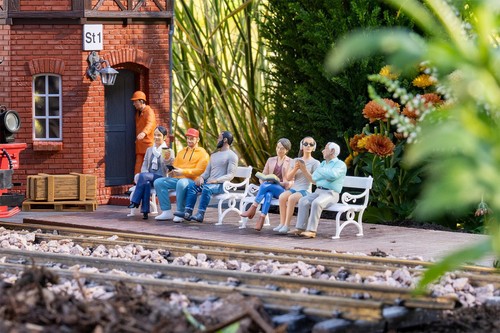 New pola track figures for - new, g