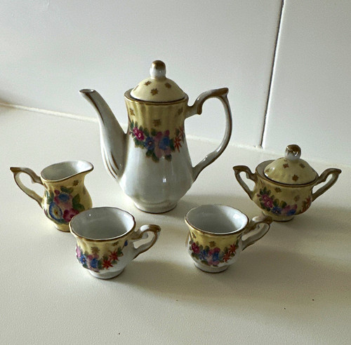 Miniature mason porcelain tea