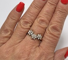 “9ct Yellow Gold & Diamond