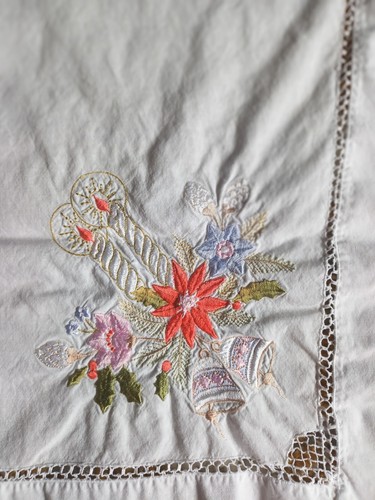 Beautiful vintage cutwork - vintage,