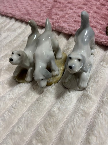 Collectible dogs set - collectible,
