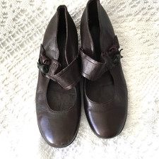 Hispanitas Ladies Size 5 Brown