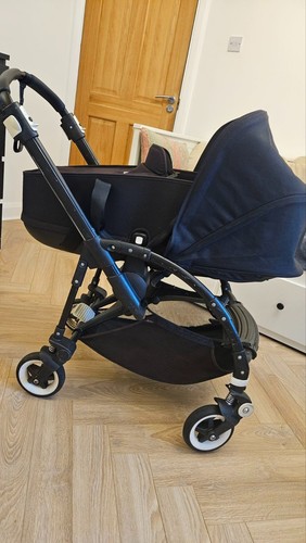 Bugaboo bee pram with - 5,