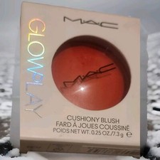 MAC Glowplay Cushiony Blush