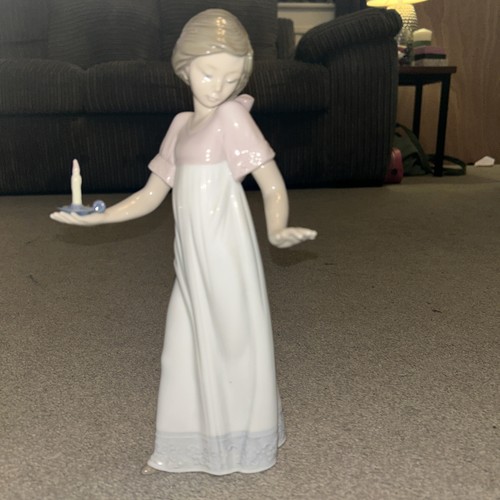 Nao lladro figurine to - figurine,