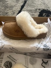 Child ugg slippers size - child’s, 10