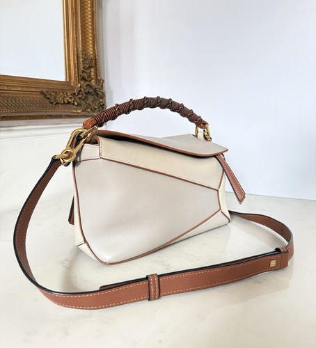 Loewe medium puzzle edge woven - puzzle,