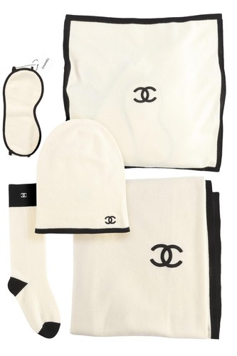 Chanel cream cashmere - cc,