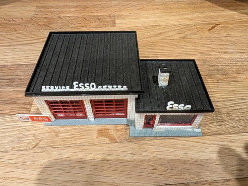 Vintage heljan esso garage - vintage, ho