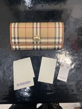 Burberry wallet VC Halton -