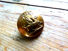 Monmothshire Yeomanry Cavalry button J & B Pearse
