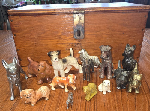 Vintage cast metal dogs - cast,