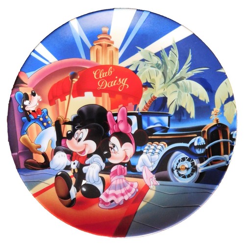 Walt disney collector plate - disney,