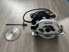 Makita 1050W 240V 165mm Corded Circular saw HS6601