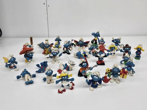 Vintage schleich peyo smurfs - peyo,