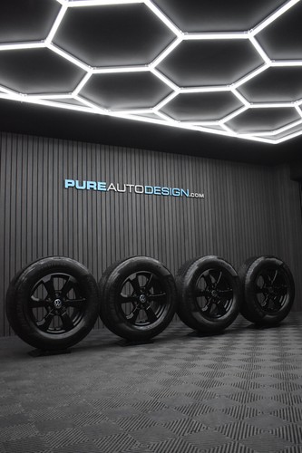 Genuine amarok alloy - vw,