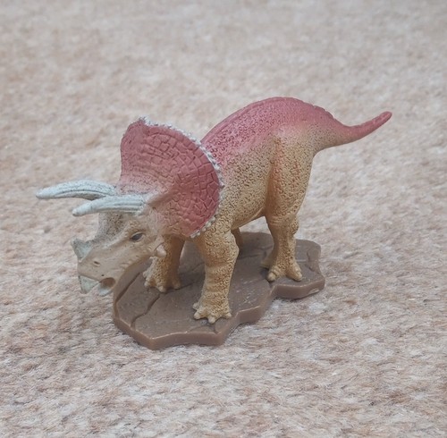 Triceratops dinosaur king sega - triceratops,