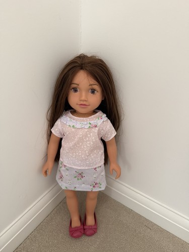Hand made dolls outfits for