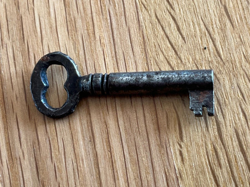 1900s steel type key - , (