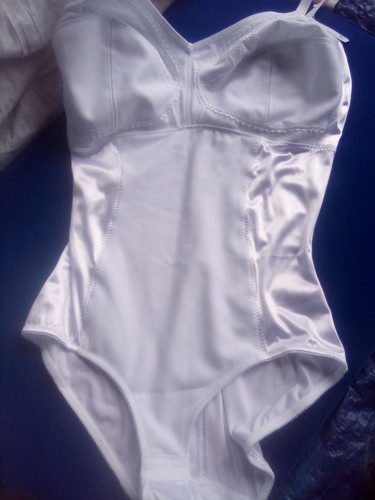 Pretty secrets white pantee - white,