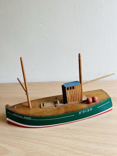 Handcrafted wooden shellfish - wooden,